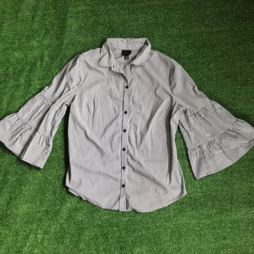 Worthington Striped Ruffle Sleeve Button Up